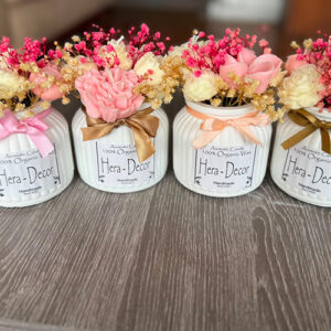 Mini bouquete en rosa y blanco con base y lazo
