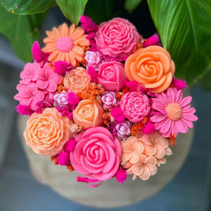 Bouquete floral grande en fucsia y naranja